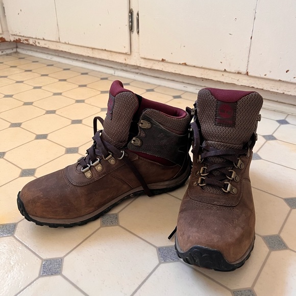 Columbia Hiking Boots Size 8 - Picture 1 of 1